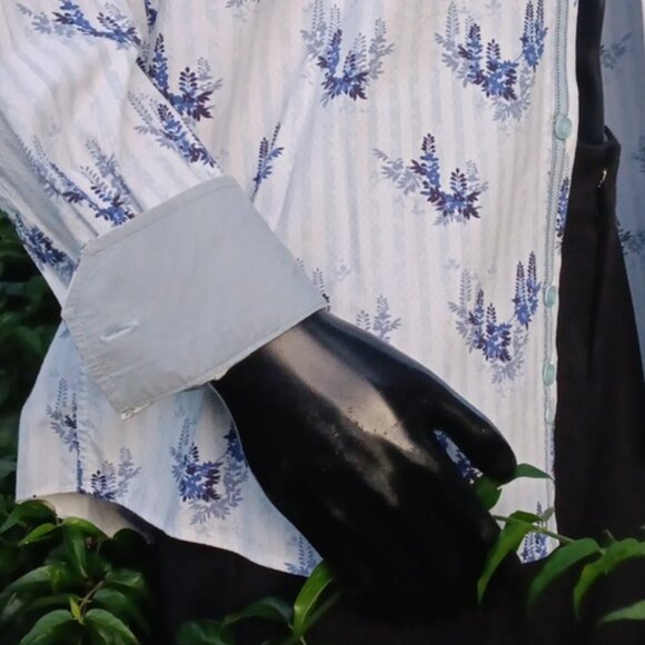 VISCONTI UOMO MEN'S SEERSUCKER BLEND FLORAL ACCENTED LUXURY SHIRT